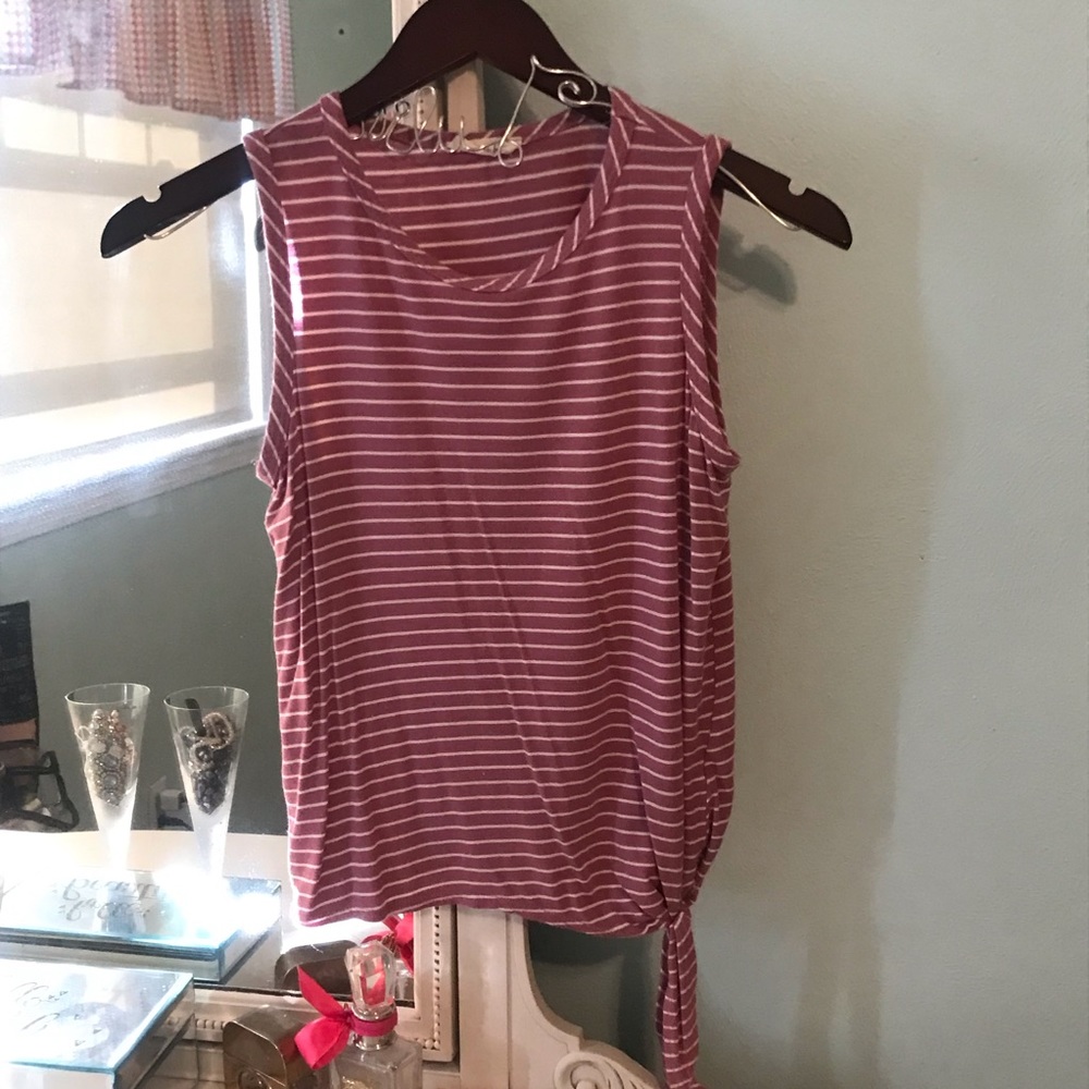 Trendy tank top!!!